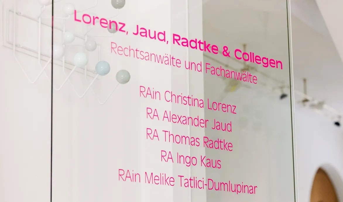 Kanzleischild am Advocatenhaus — Lorenz, Jaud, Radtke & Collegen